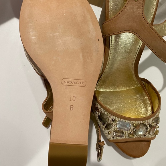 Beautiful Dazzle Coach platform sandals approx 5in - Picture 3 of 5